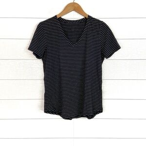 LULULEMON Black White Stripe V Neck Love Tee Tshirt